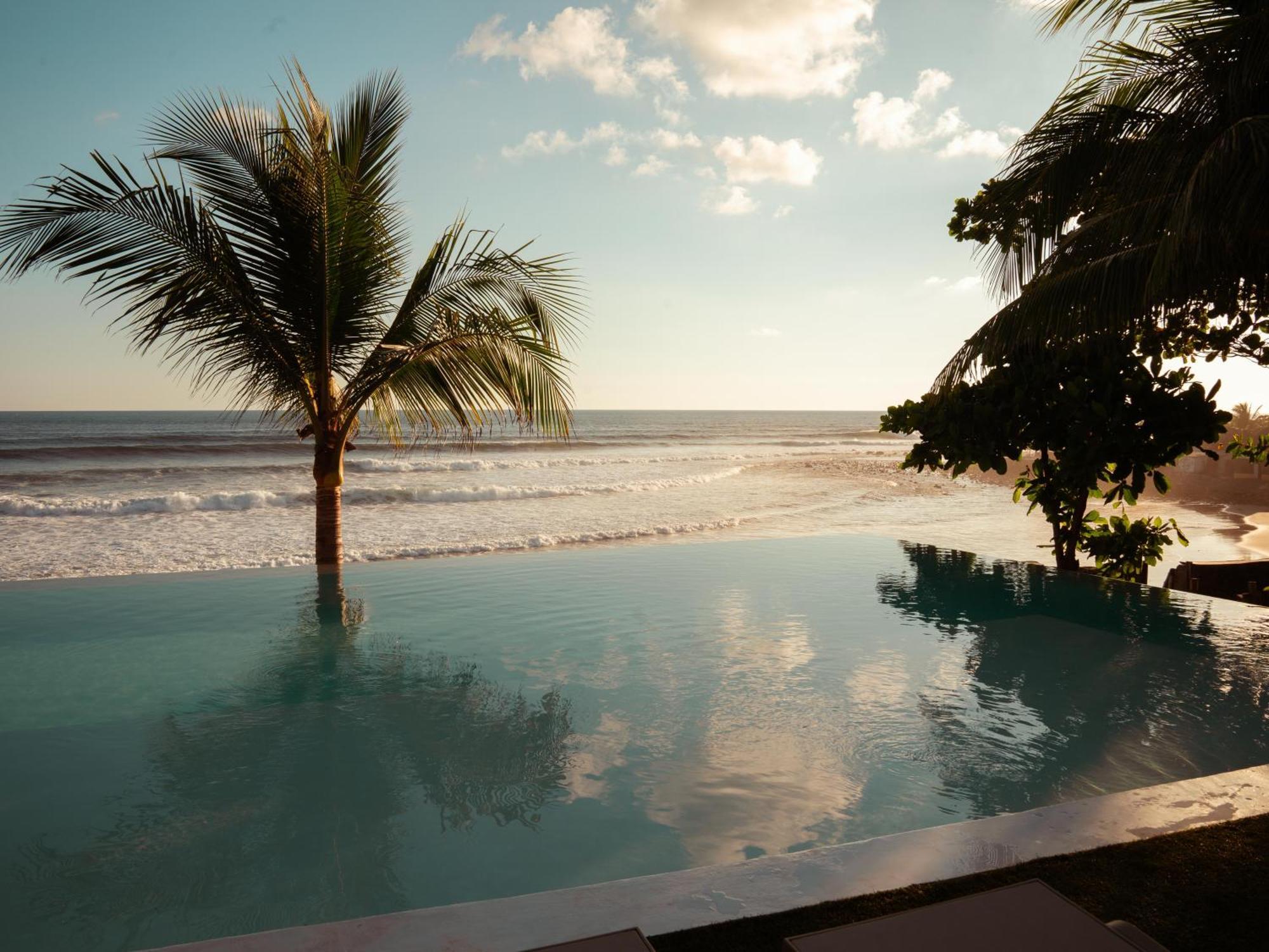 Puro Surf Hotel El Zonte Ngoại thất bức ảnh